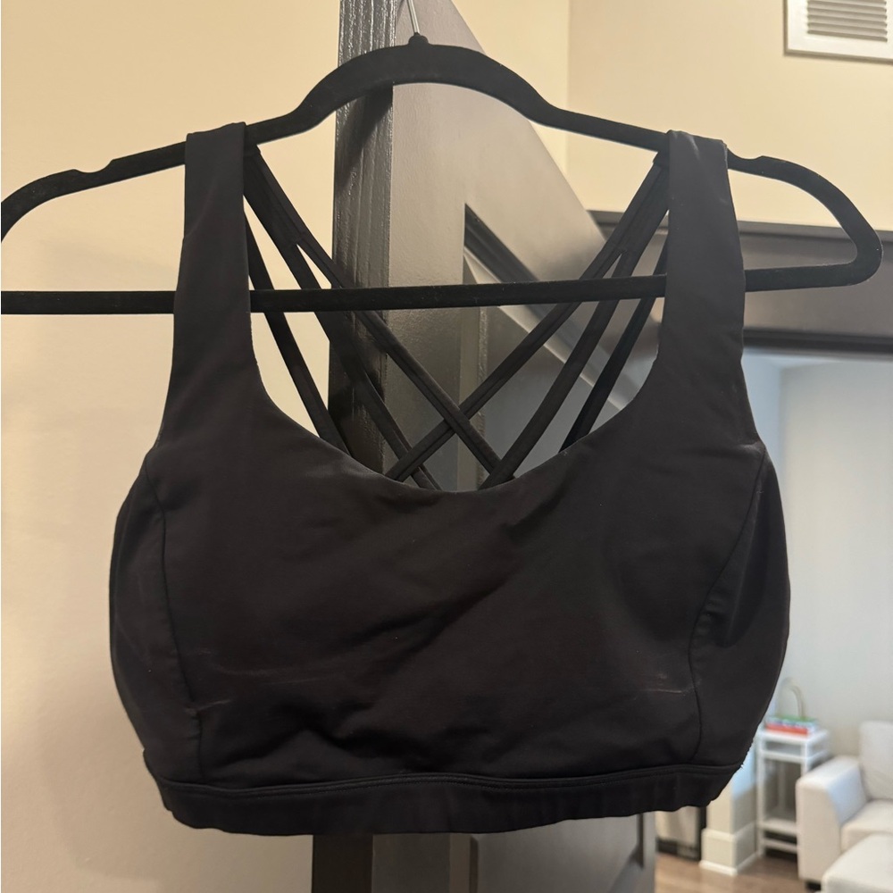 Lululemon Free to be Serene Sports Bra